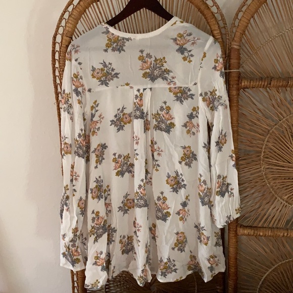 Tea Time Blouse // - Picture 6 of 7